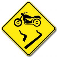 Chaussée glissante (motocyclette)